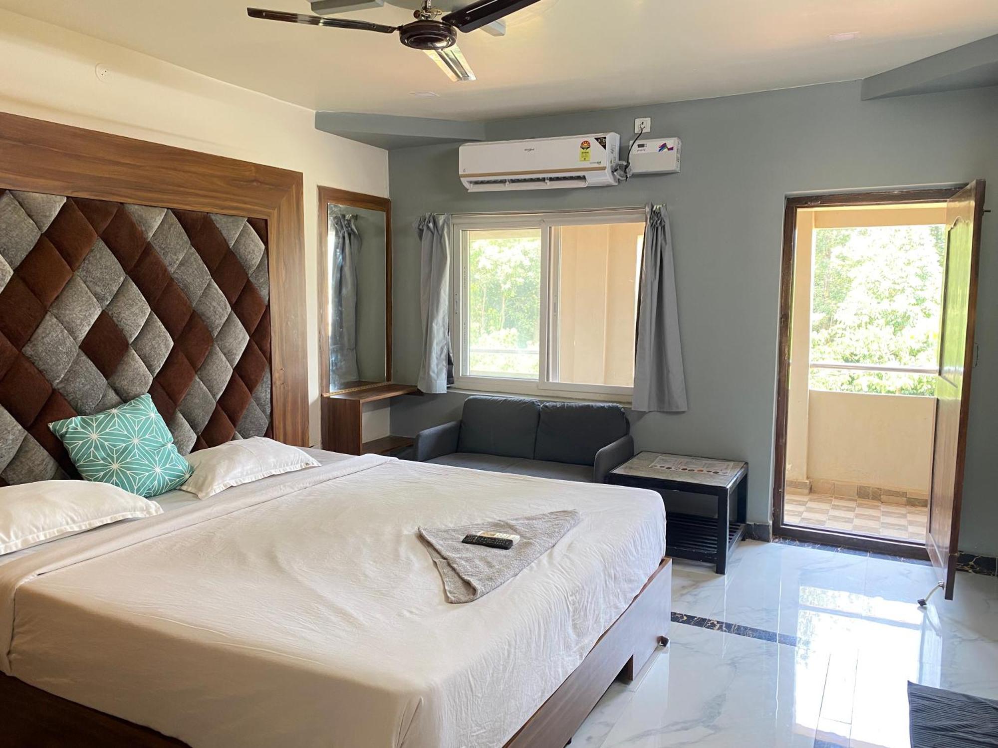 Natures Nest Araku Resort Buitenkant foto