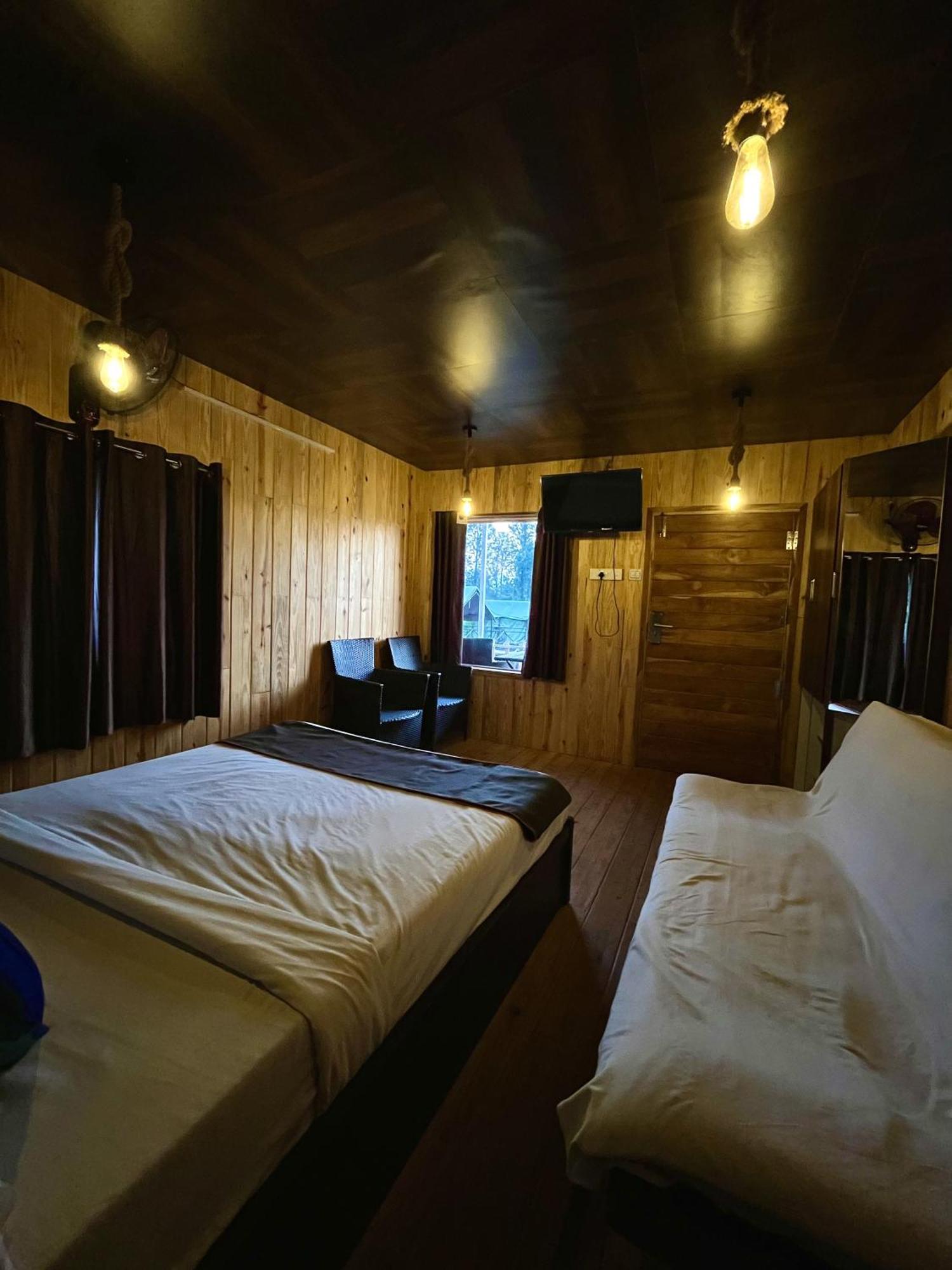 Natures Nest Araku Resort Buitenkant foto
